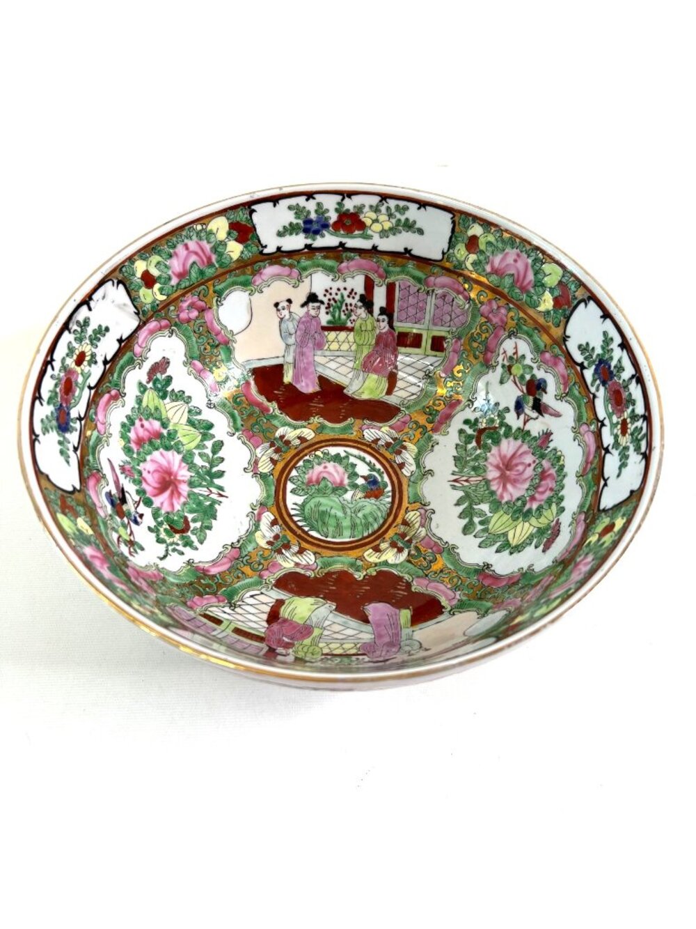 Antique Chinese Export Rose Medallion Centerpiece Bowl Painted Porcelain 10"